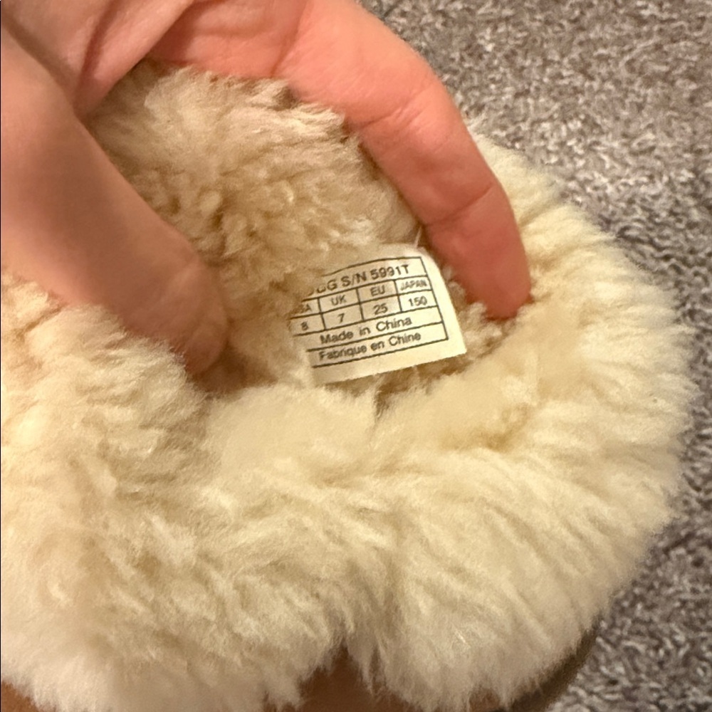 Kids ugg boots - Picture 4 of 4